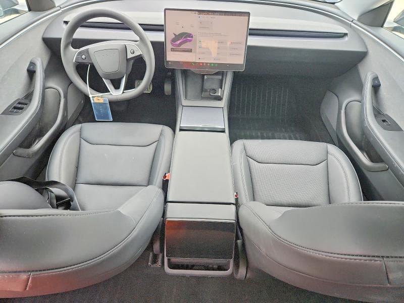 2025 TESLA MODEL 3 8