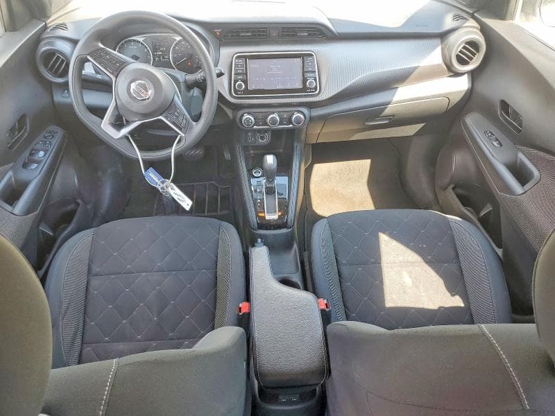2019 NISSAN KICKS S 8