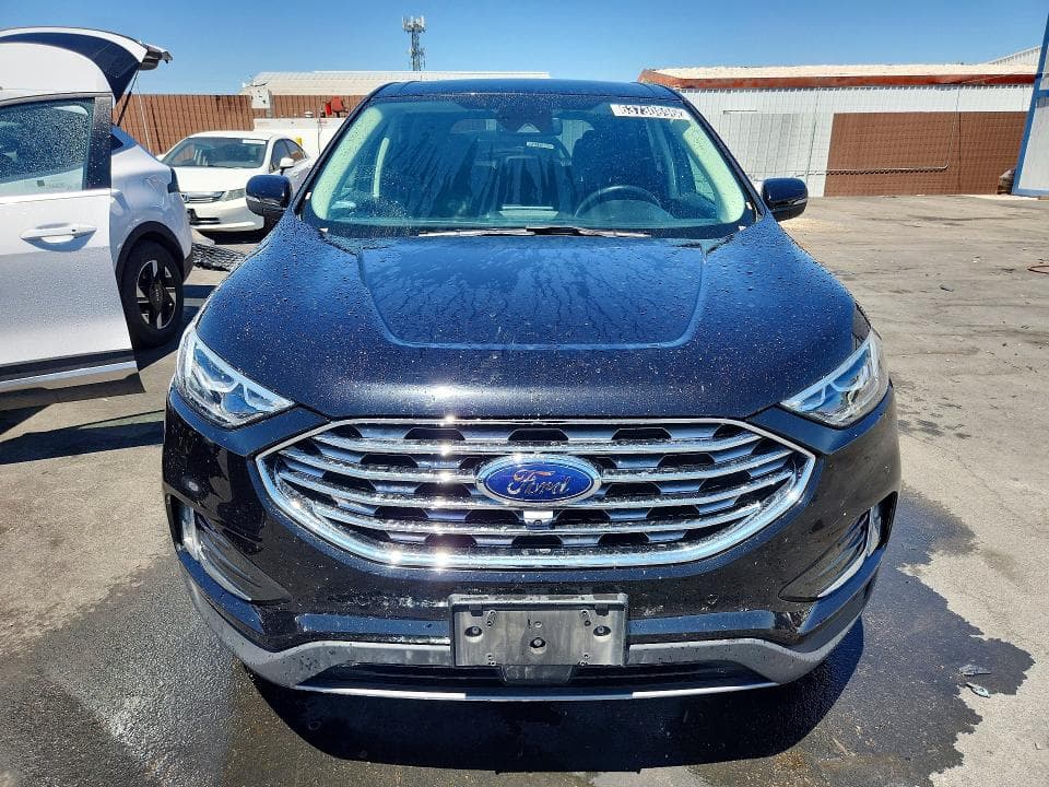 2022 FORD EDGE TITANIUM 5