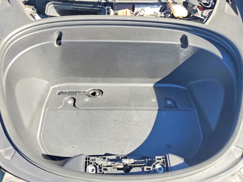 2020 TESLA MODEL 3 11