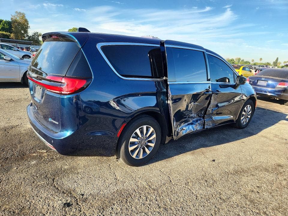 2025 CHRYSLER PACIFICA HYBRID SELECT 3