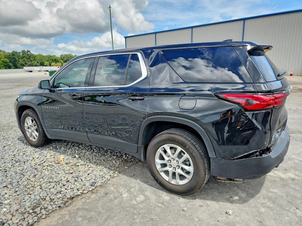 2023 CHEVROLET TRAVERSE LS 2