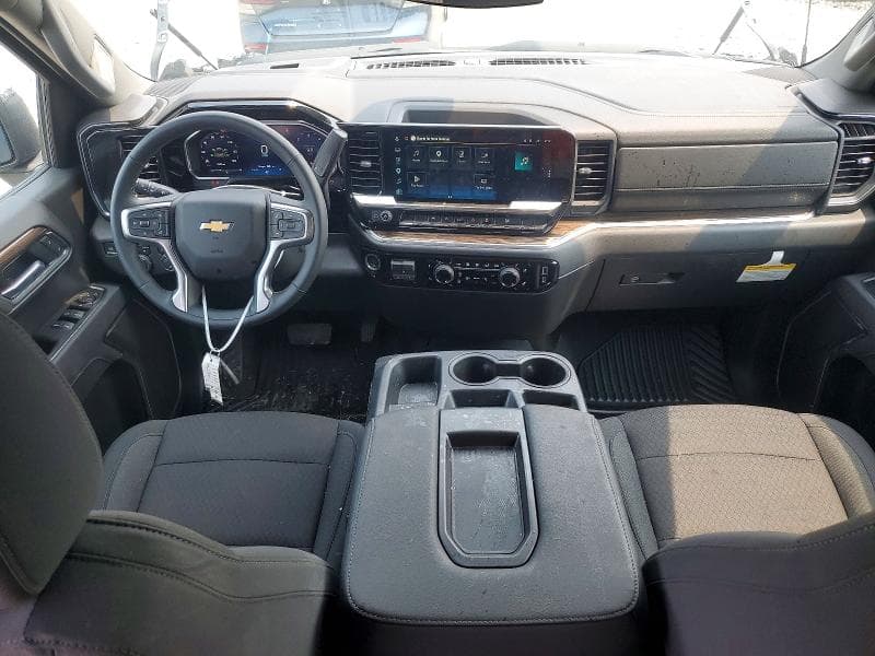 2026 CHEVROLET SILVERADO K1500 LT 8
