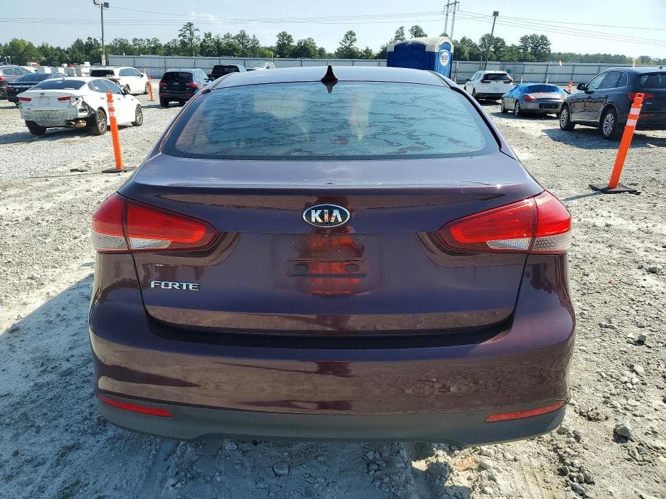 2017 KIA FORTE LX 6