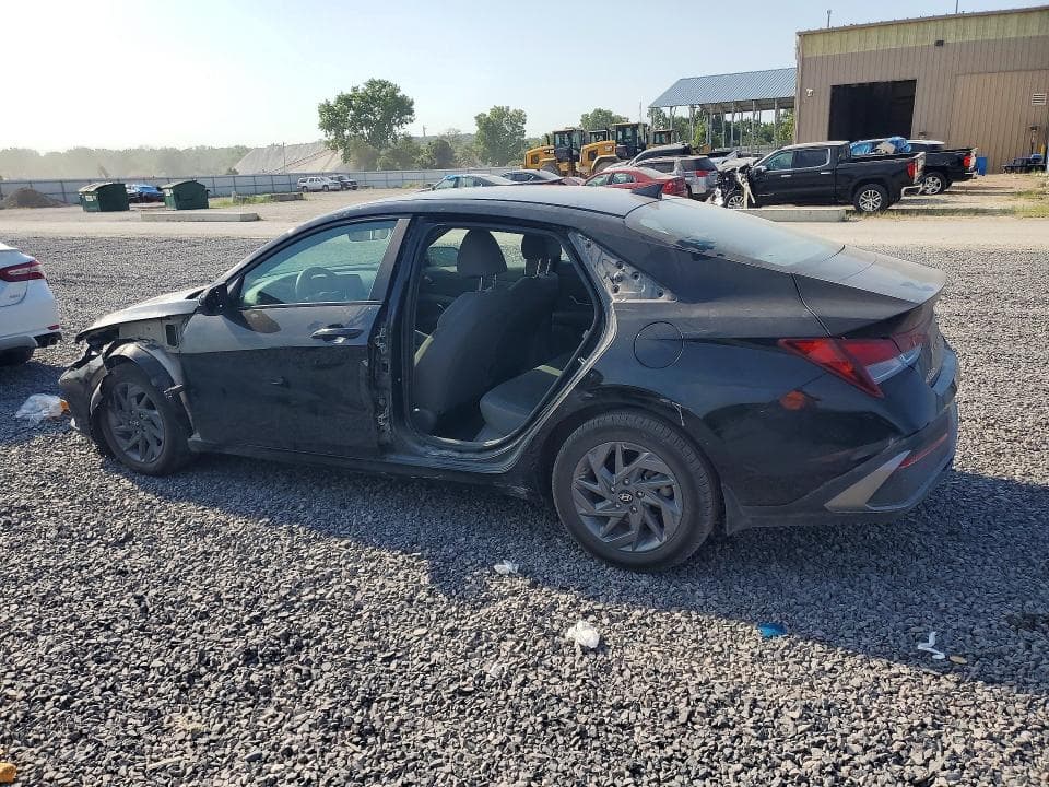 2024 HYUNDAI ELANTRA SEL 2