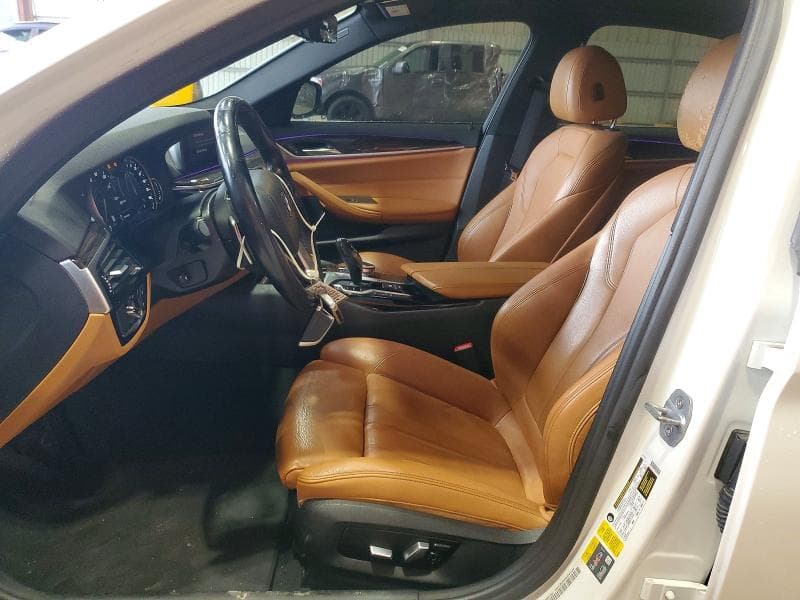 2019 BMW 530E 7
