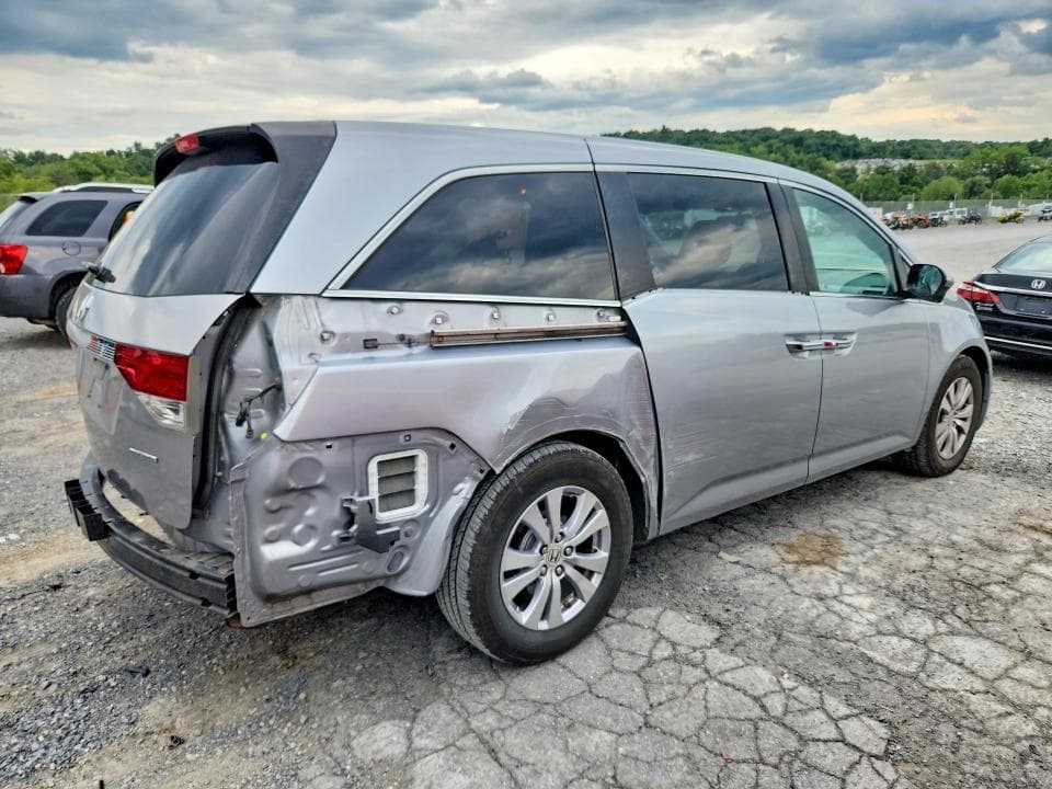2017 HONDA ODYSSEY SE 3