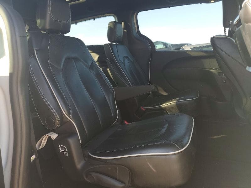 2020 CHRYSLER PACIFICA LIMITED 11