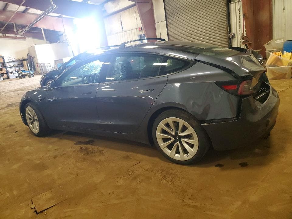 2022 TESLA MODEL 3 2