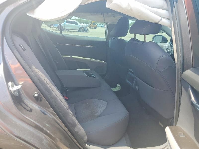 2023 TOYOTA CAMRY LE 10
