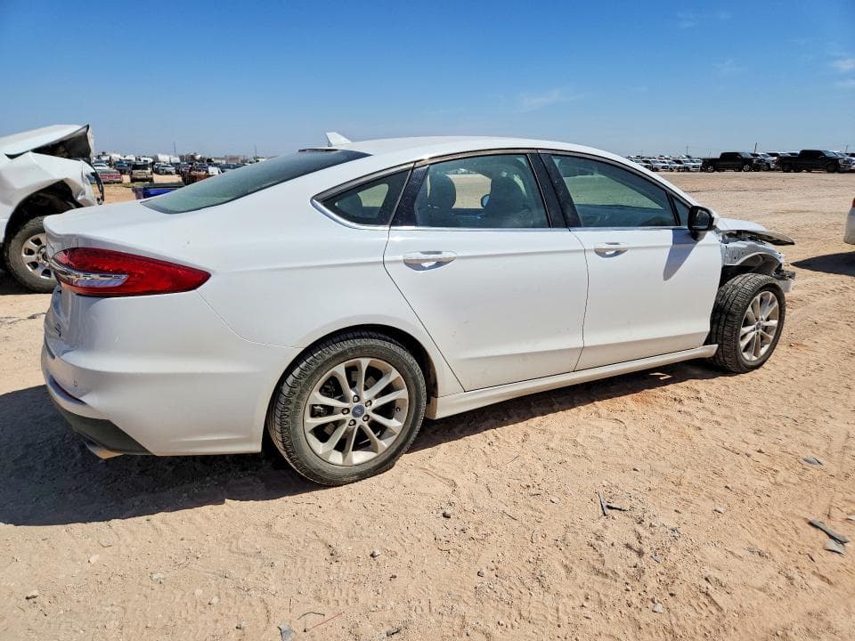 2019 FORD FUSION SE 3