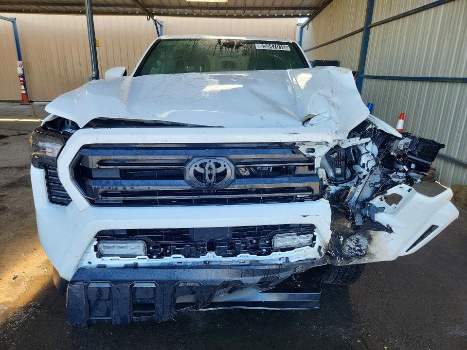 2026 TOYOTA TACOMA SR5 5