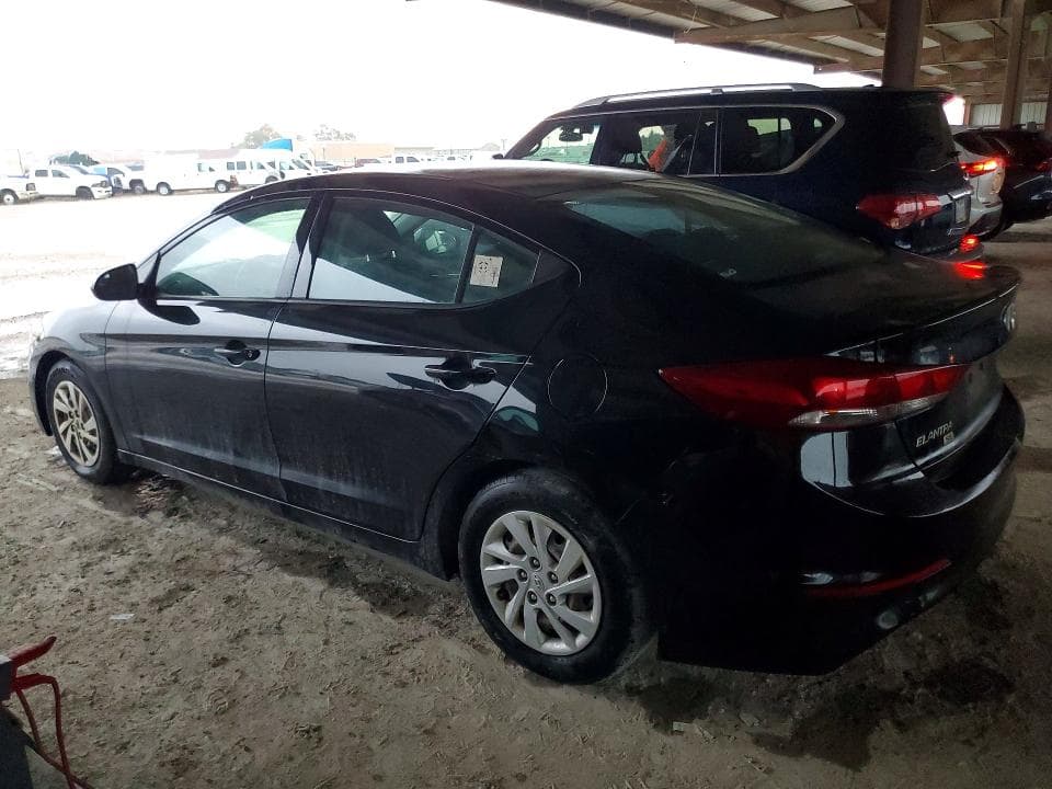 2018 HYUNDAI ELANTRA SE 2