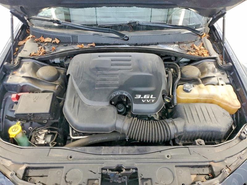 2018 CHRYSLER 300 S 11