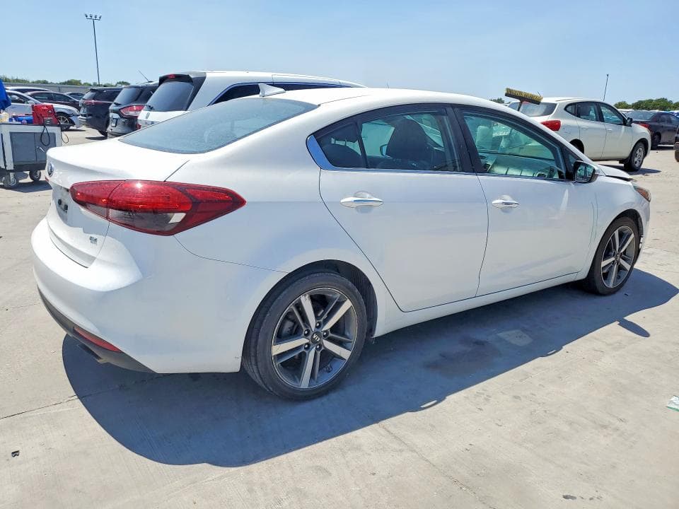 2017 KIA FORTE EX 3