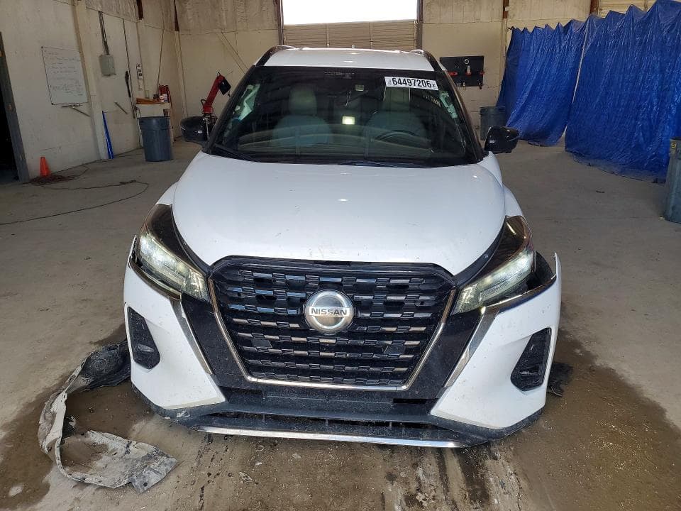 2021 NISSAN KICKS SR 5