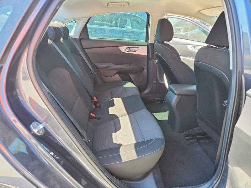 2022 KIA FORTE FE 10
