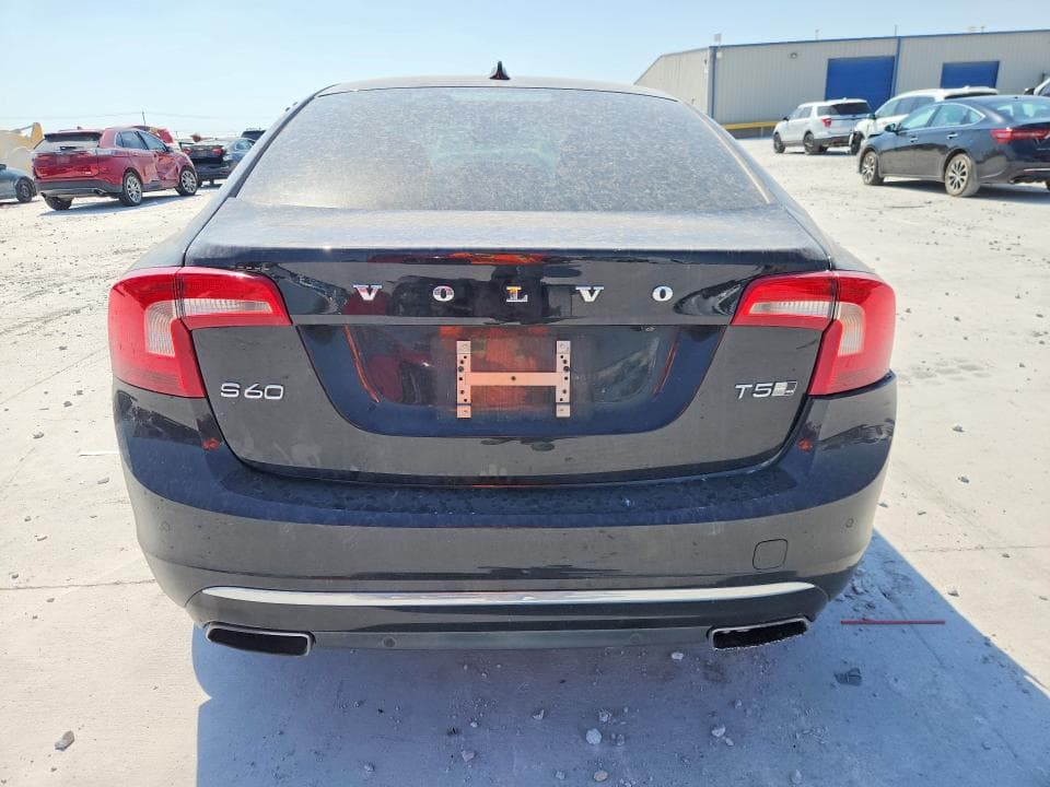 2017 VOLVO S60 PLATINUM 6