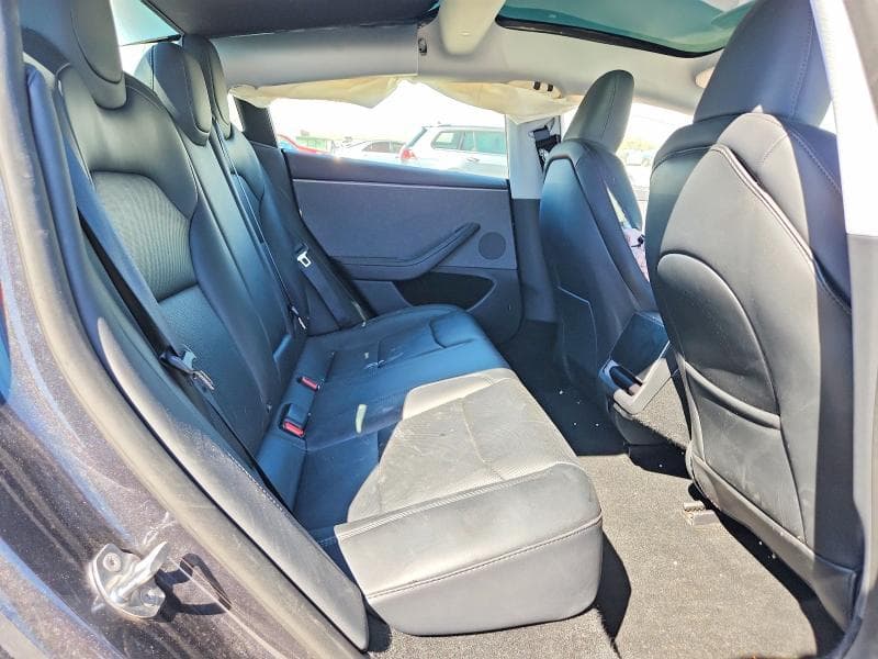2026 TESLA MODEL 3 10