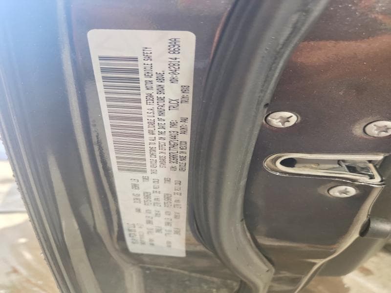 2017 RAM 1500 SLT 12