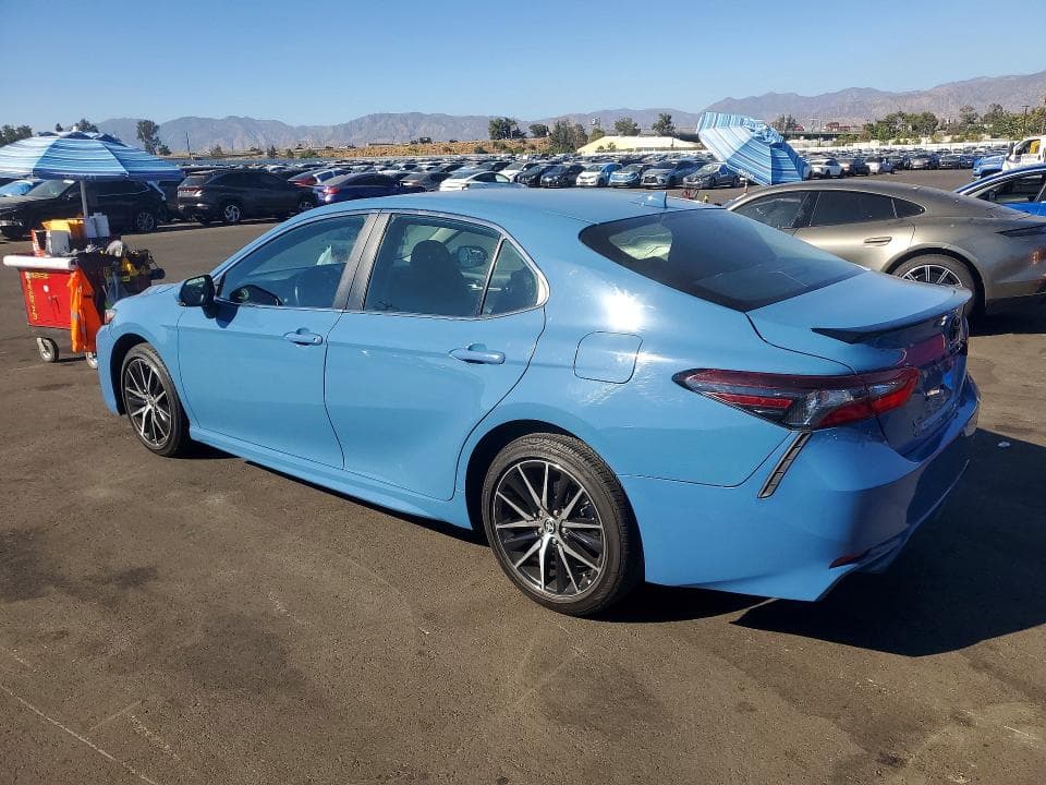 2023 TOYOTA CAMRY SE 2