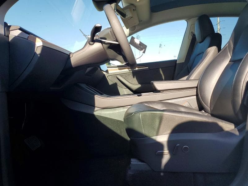 2024 TESLA MODEL Y 7