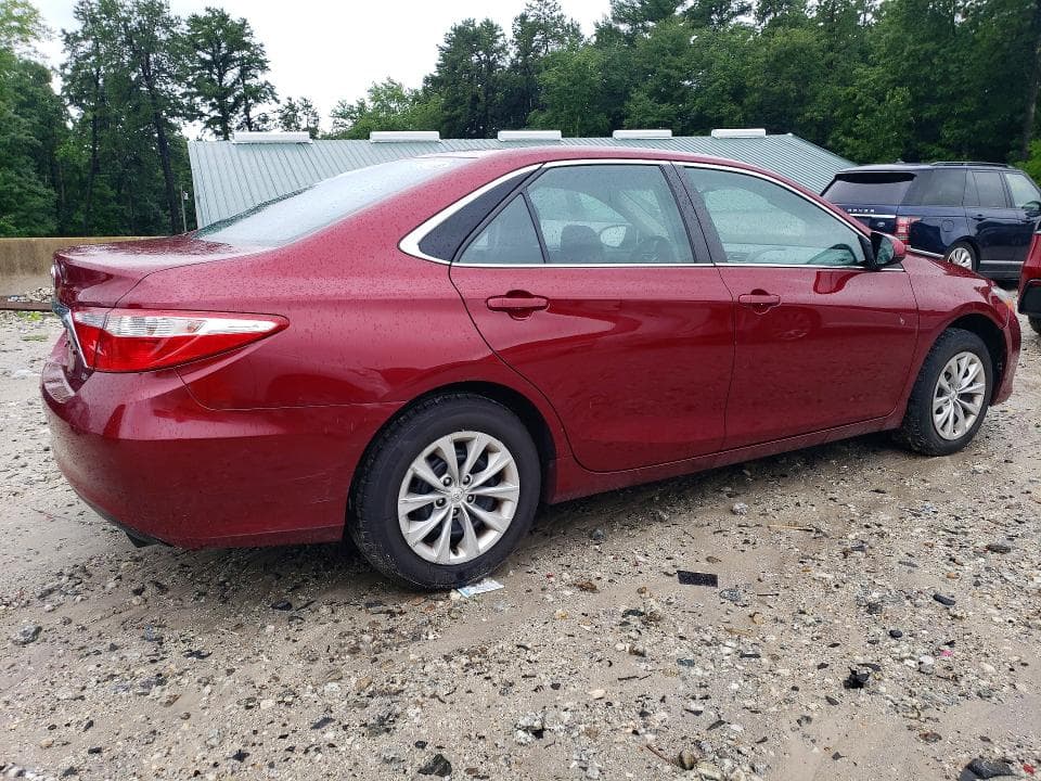 2017 TOYOTA CAMRY LE 3