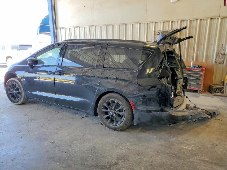 2021 CHRYSLER PACIFICA LIMITED 2