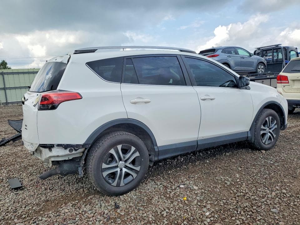 2017 TOYOTA RAV4 LE 3