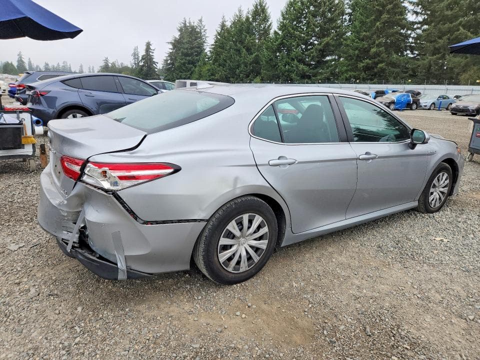 2019 TOYOTA CAMRY LE 3