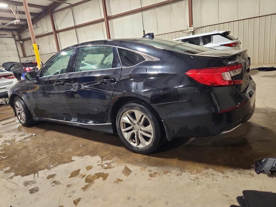 2018 HONDA ACCORD LX 2