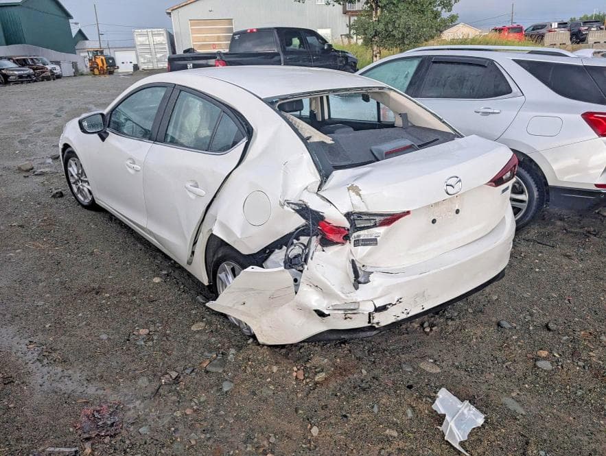 2018 MAZDA 3 GS 3
