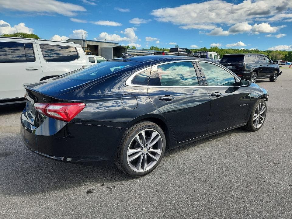 2022 CHEVROLET MALIBU LT 3