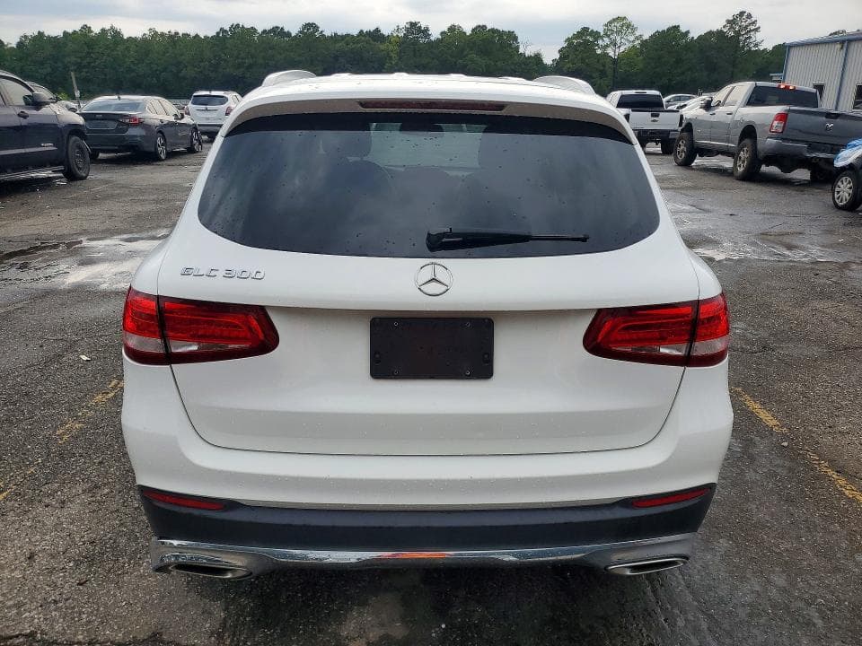 2017 MERCEDES-BENZ GLC 300 6