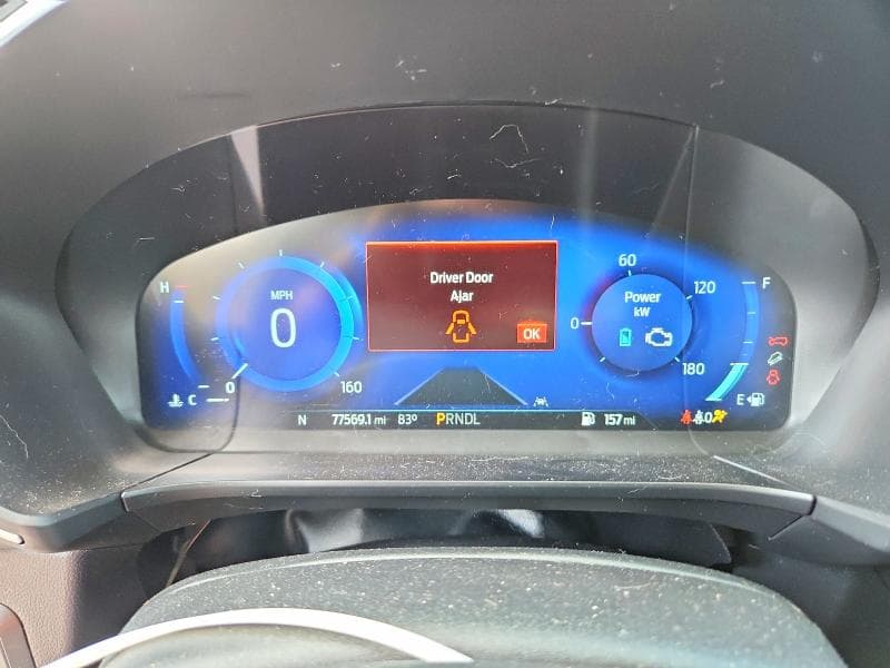 2022 FORD ESCAPE SEL 9