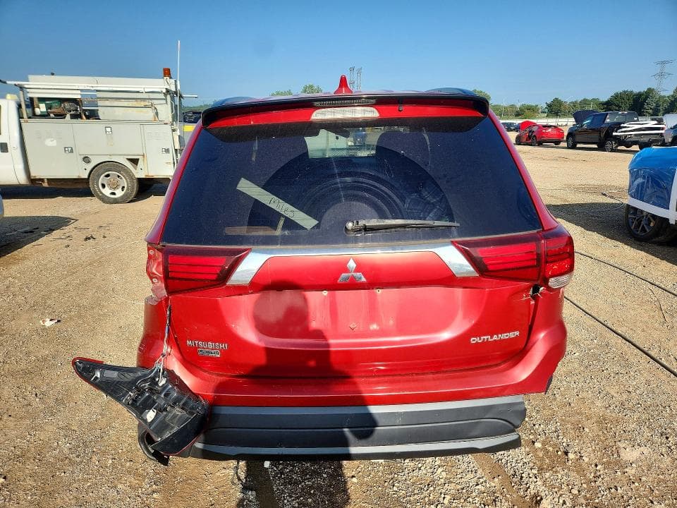 2018 MITSUBISHI OUTLANDER SE 6