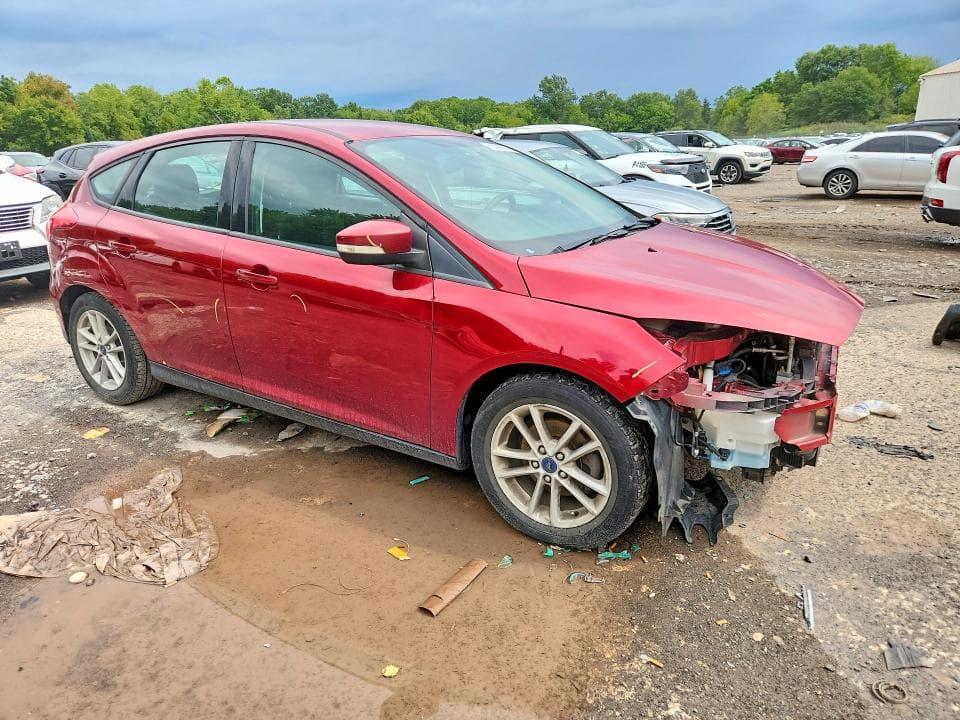 2017 FORD FOCUS SE 4