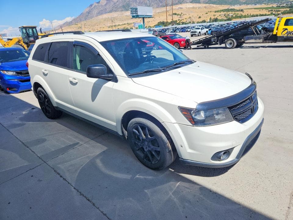 2019 DODGE JOURNEY SE 4
