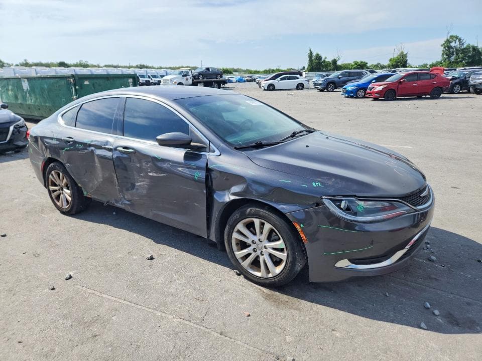2017 CHRYSLER 200 LIMITED 4