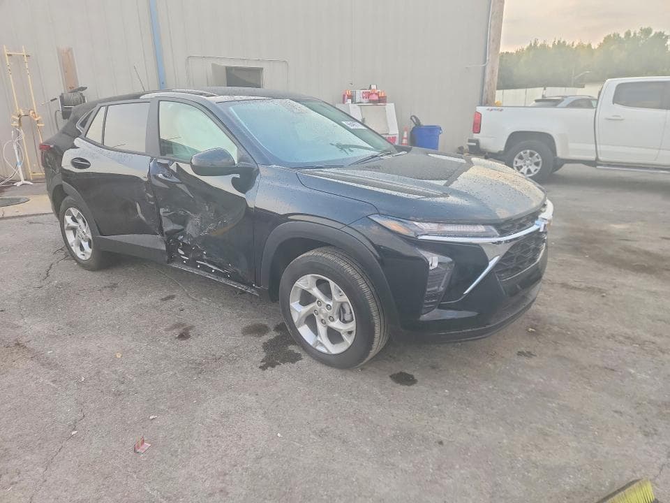 2026 CHEVROLET TRAX LS 4