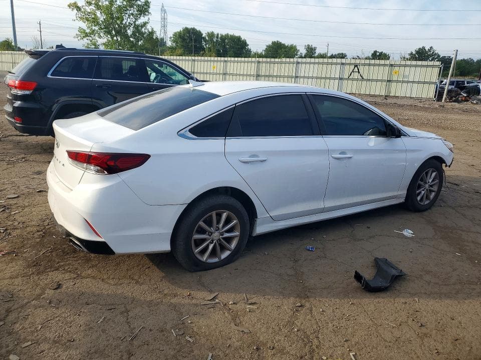 2019 HYUNDAI SONATA SE 3