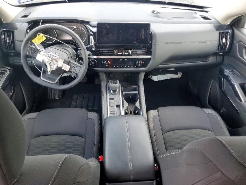 2026 NISSAN PATHFINDER SV 8