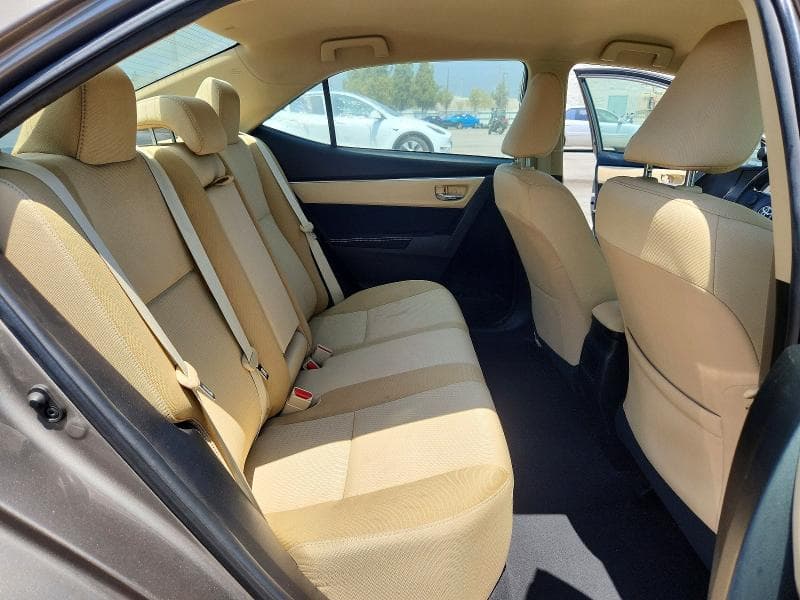 2018 TOYOTA COROLLA LE 10