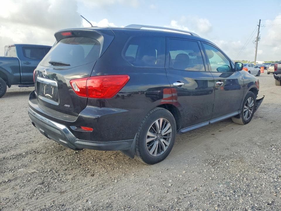2017 NISSAN PATHFINDER S 3