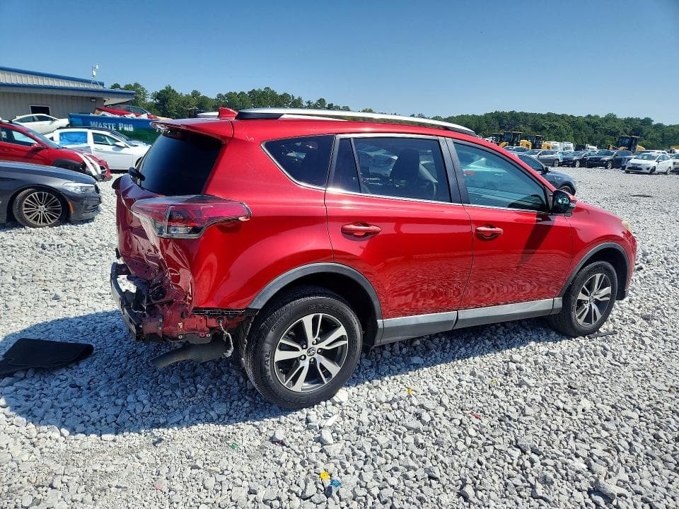 2017 TOYOTA RAV4 XLE 3