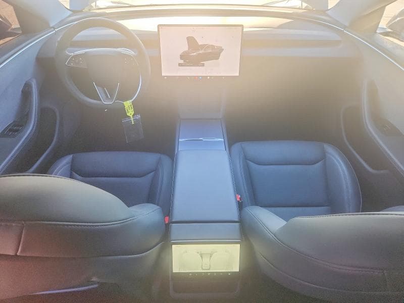2025 TESLA MODEL 3 8