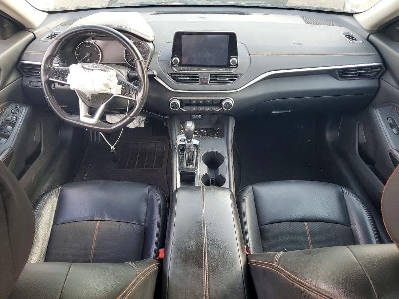 2022 NISSAN ALTIMA SR 8