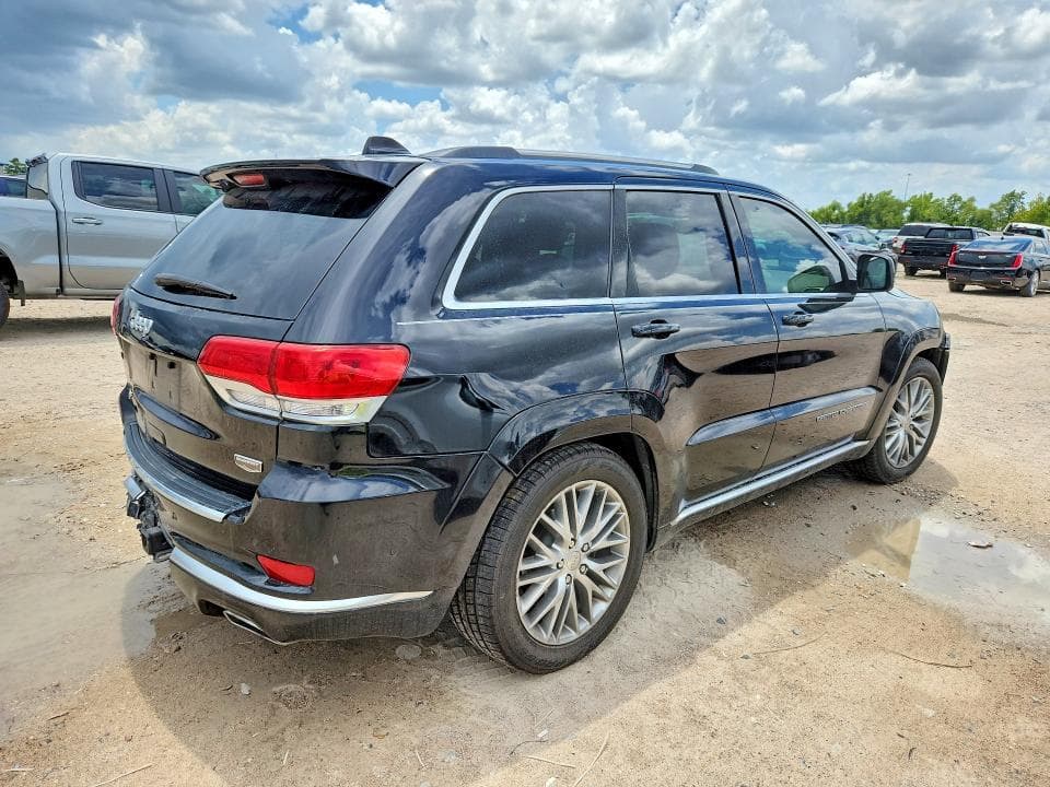 2017 JEEP GRAND CHEROKEE SUMMIT 3