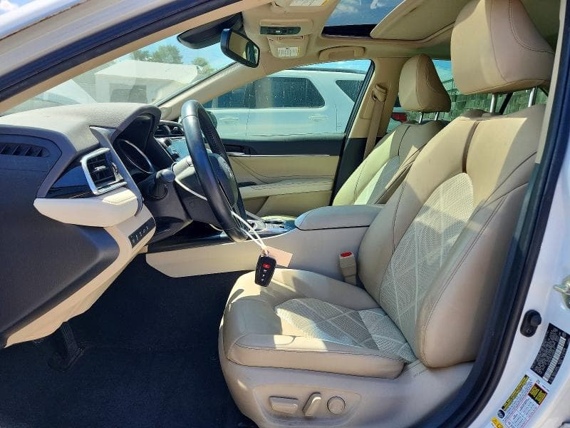 2018 TOYOTA CAMRY HYBRID XLE 7