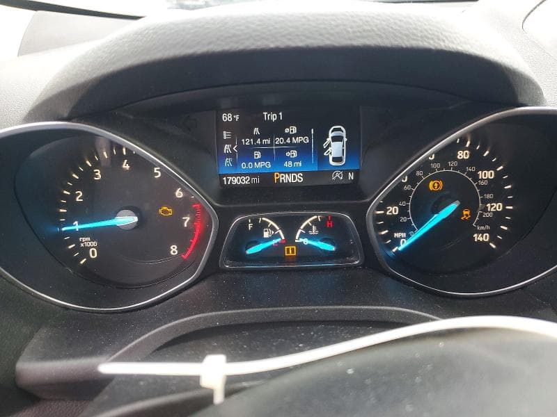 2019 FORD ESCAPE SE 9